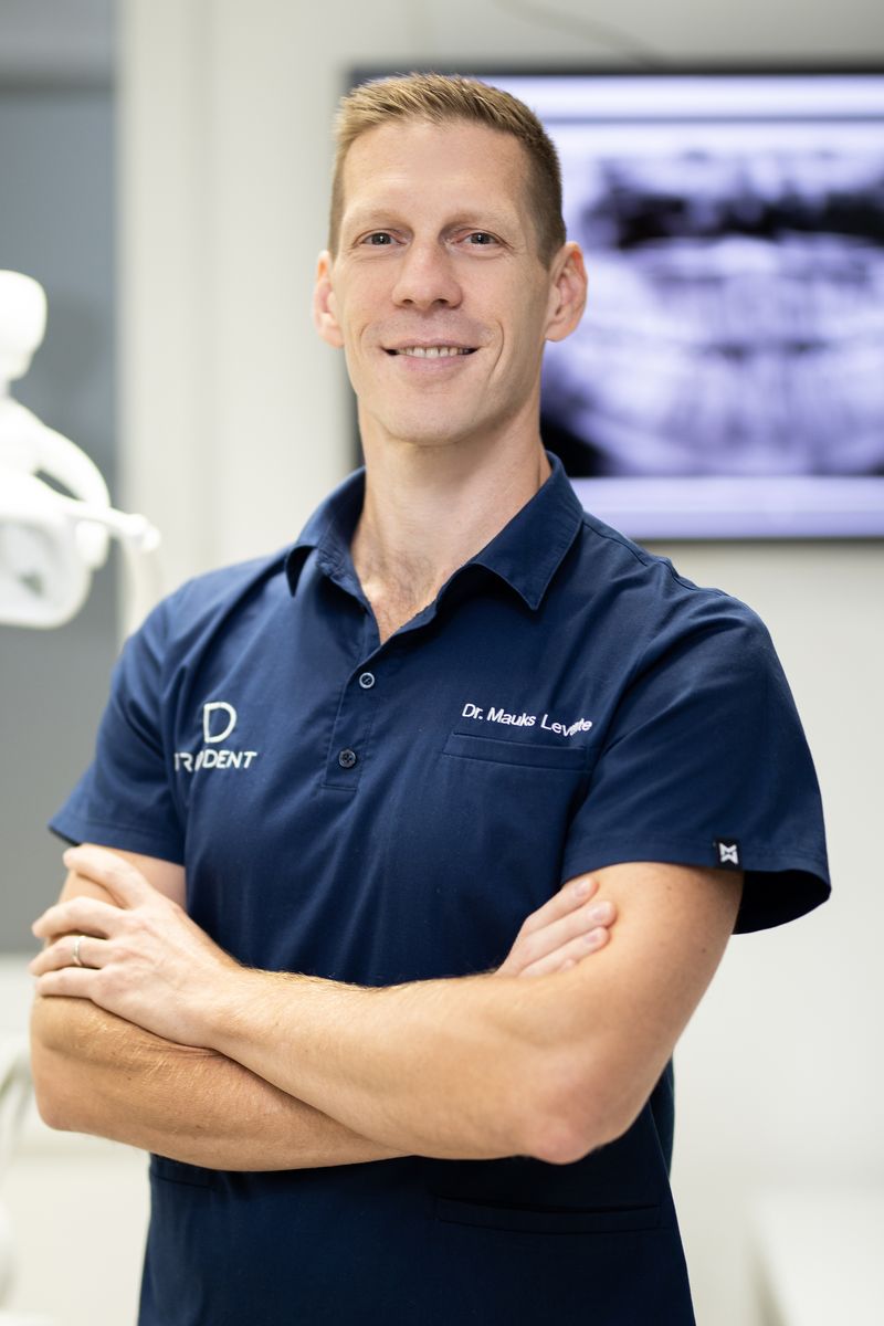 dr Mauks Levente